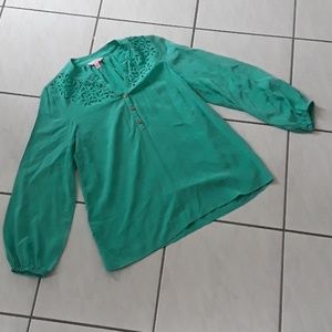 Lilly Pulitzer silk top🌴